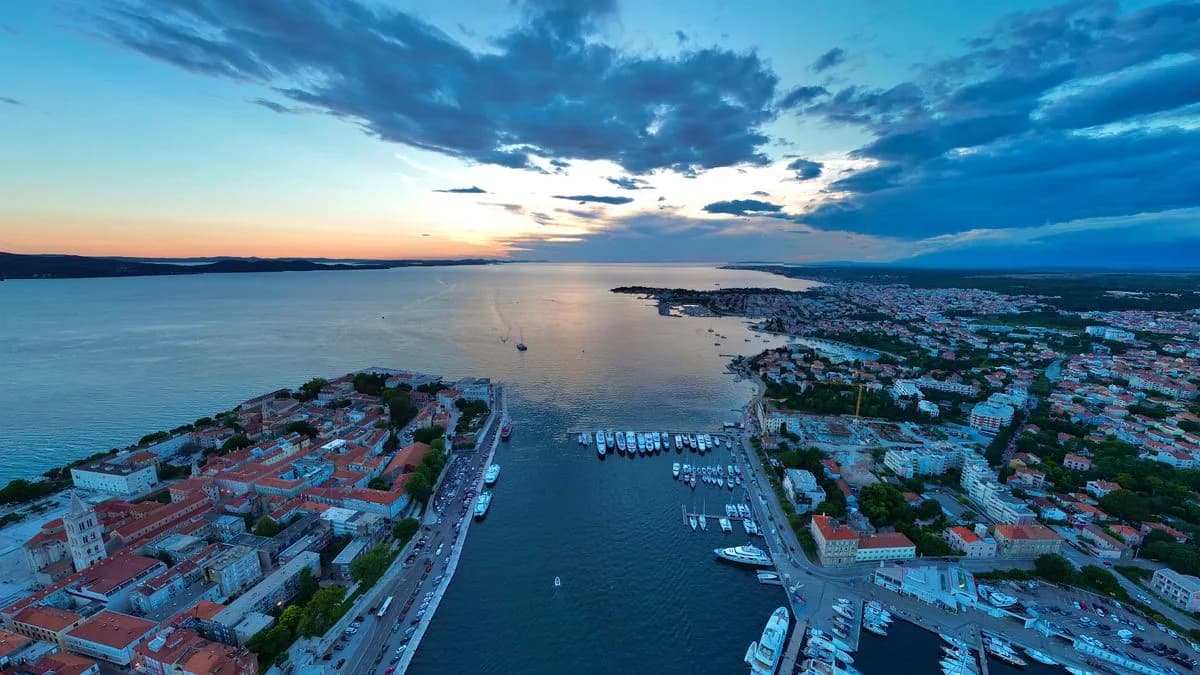 Transferhood — Zadar: Your Gateway to Northern Dalmatia (the old-town peninsula and marina at sunset)